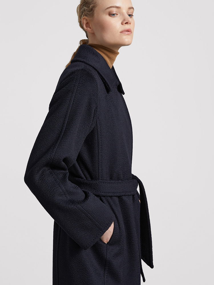 Manuela A Max Mara